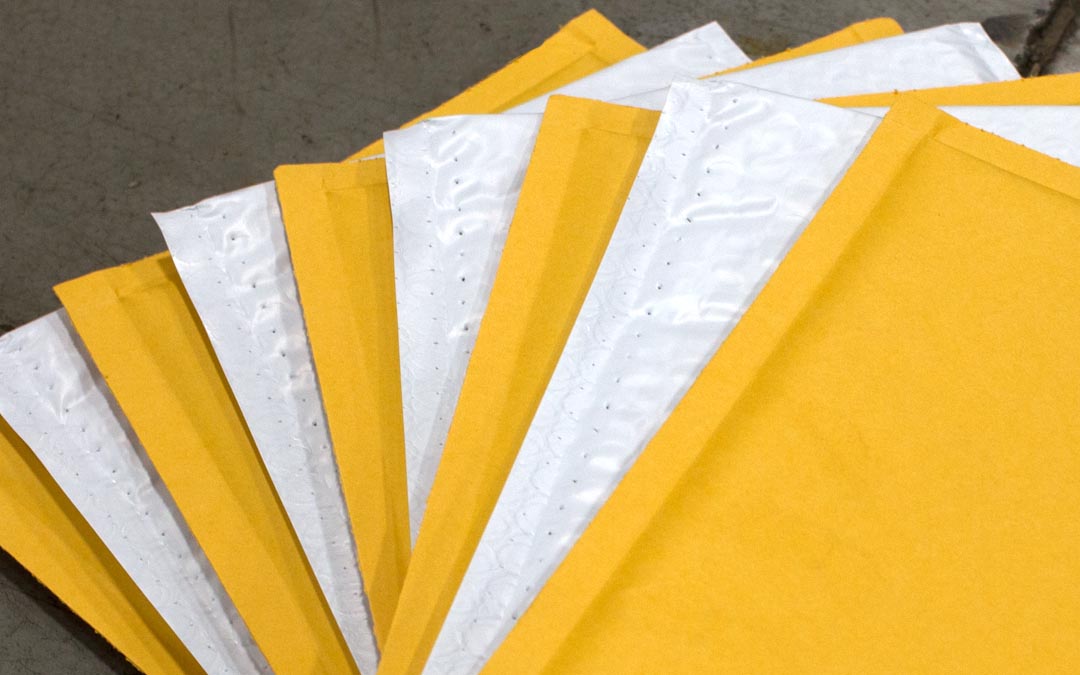What is the difference between padded and bubble mailer?